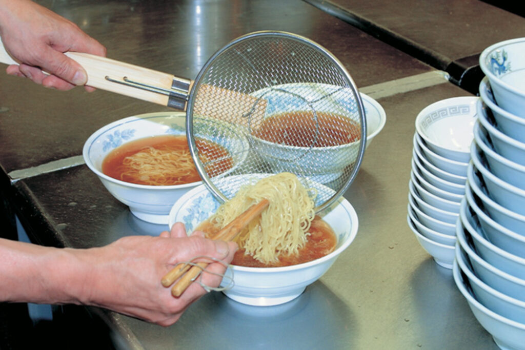 パワーてぼ」誕生秘話 飲食店の現場とともに歩んできたスリースノー 